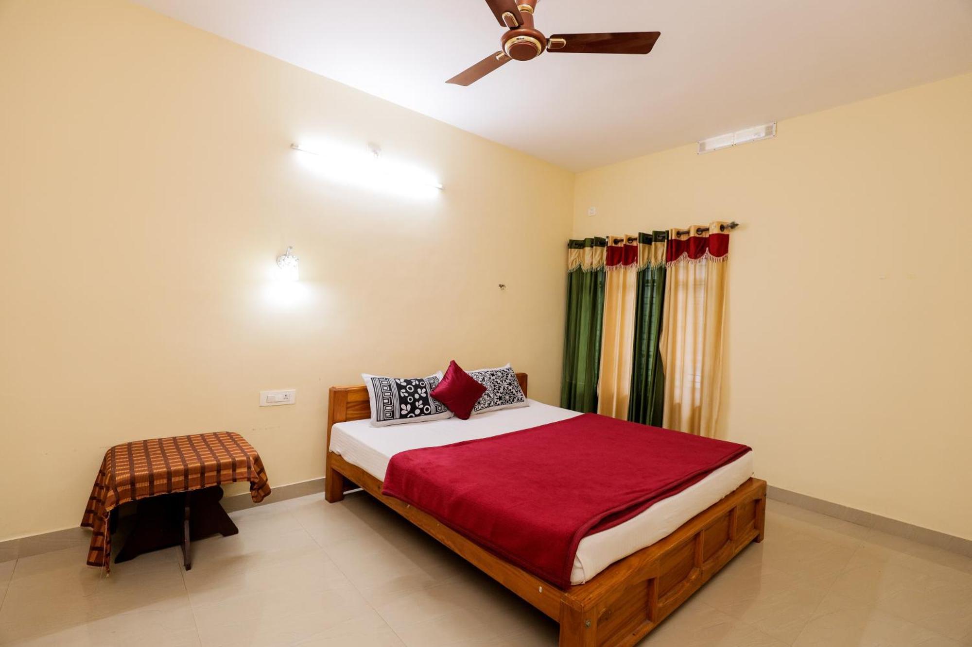 Sky Blue Homestay With Pool Vythiri Exterior foto