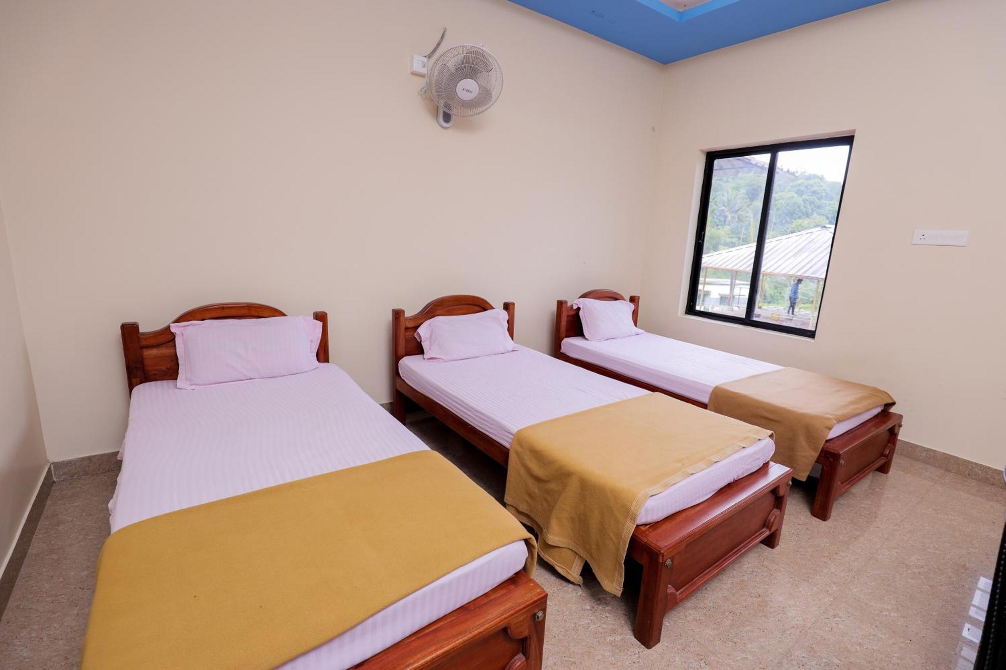 Sky Blue Homestay With Pool Vythiri Exterior foto